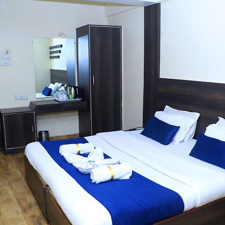 Hotel Alka Residency Thane Ngoại thất bức ảnh