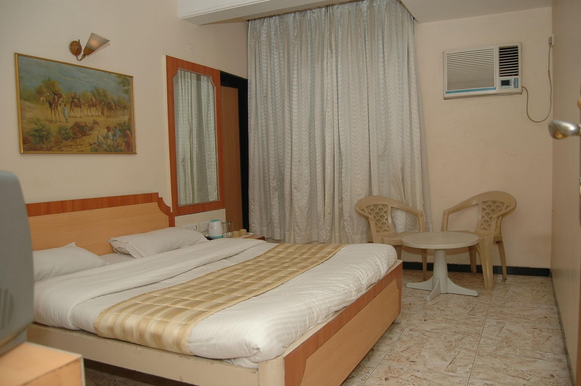 Hotel Alka Residency Thane Ngoại thất bức ảnh