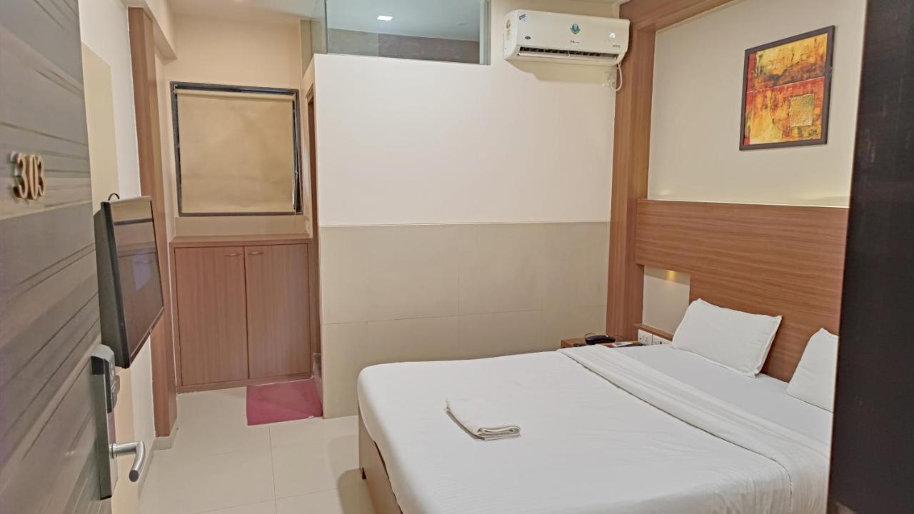 Hotel Alka Residency Thane Ngoại thất bức ảnh