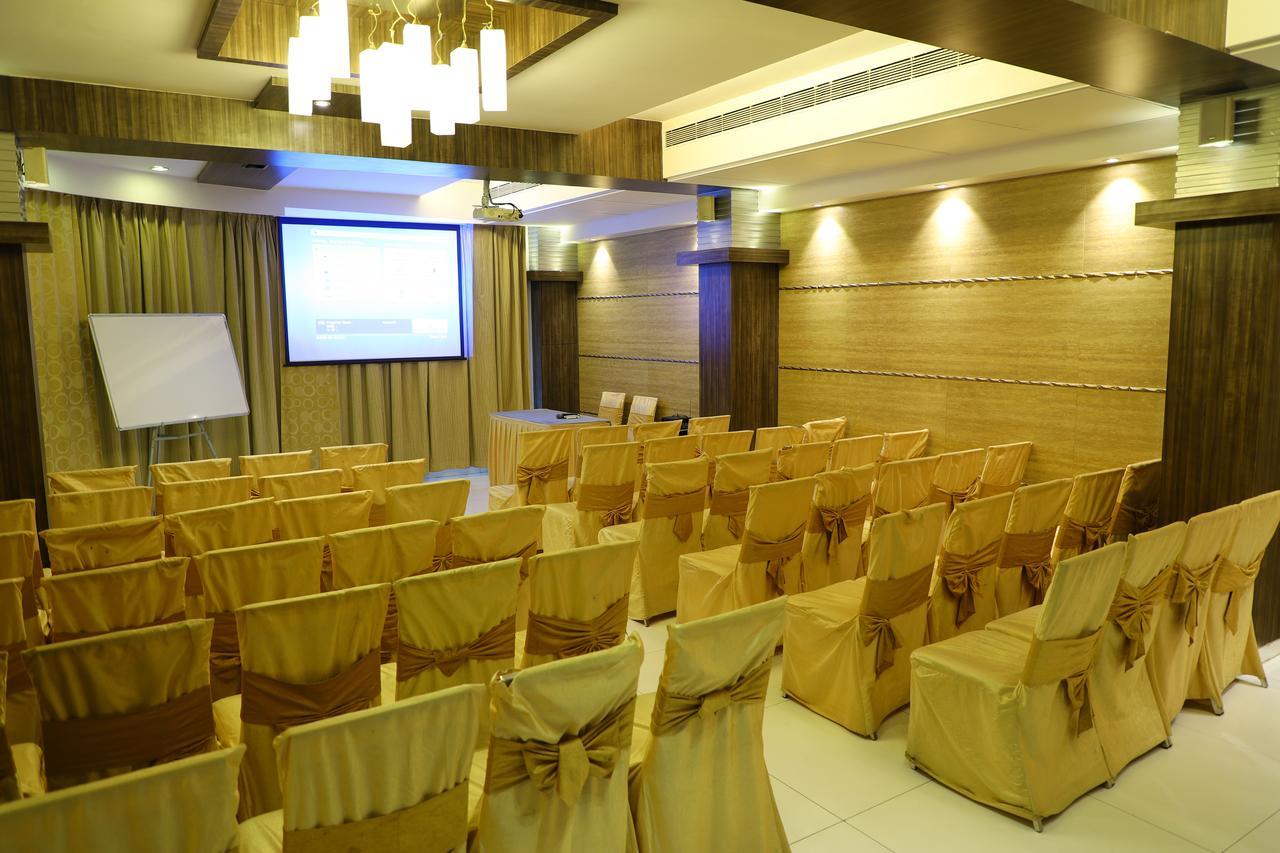 Hotel Alka Residency Thane Ngoại thất bức ảnh